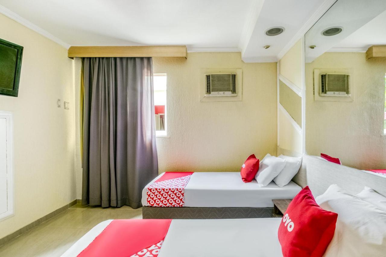 Oyo Nobs Hotel, ساو جواو دي ميريتي المظهر الخارجي الصورة