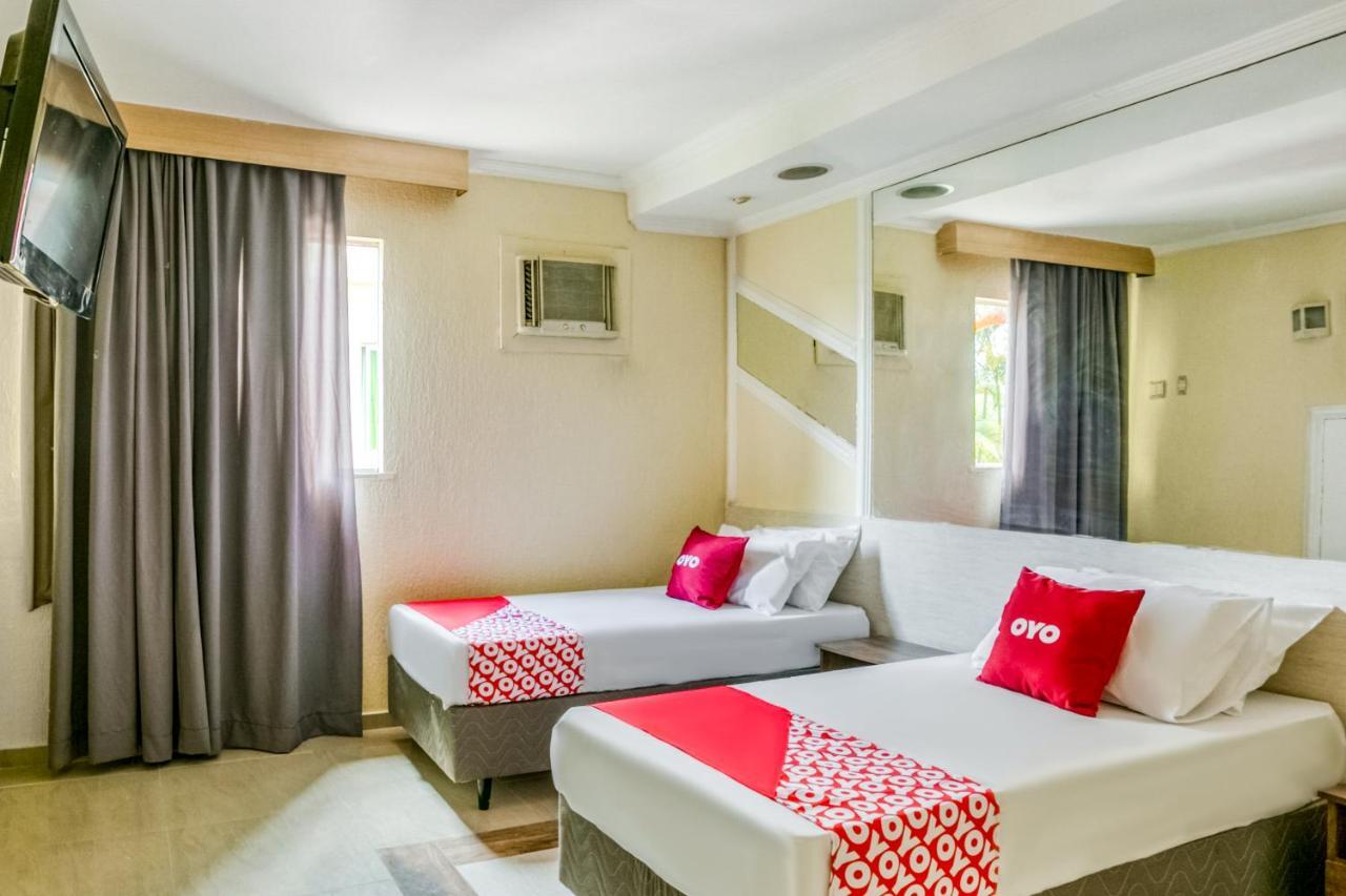 Oyo Nobs Hotel, ساو جواو دي ميريتي المظهر الخارجي الصورة